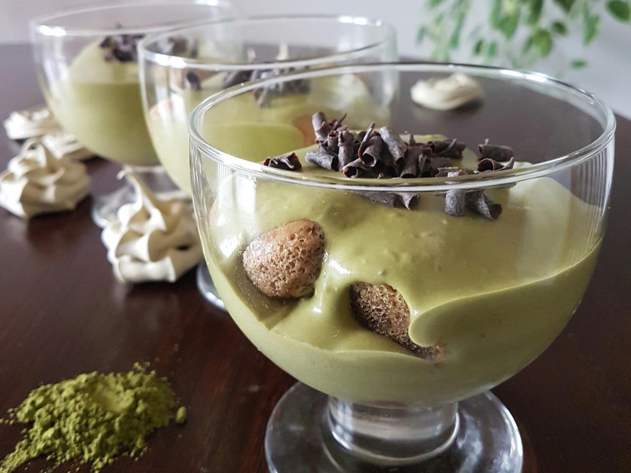 tiramisu z zielona herbata Matcha