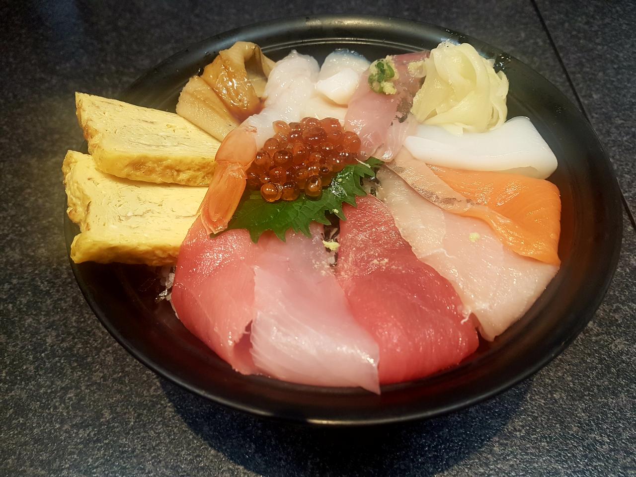 sashimi Japonia