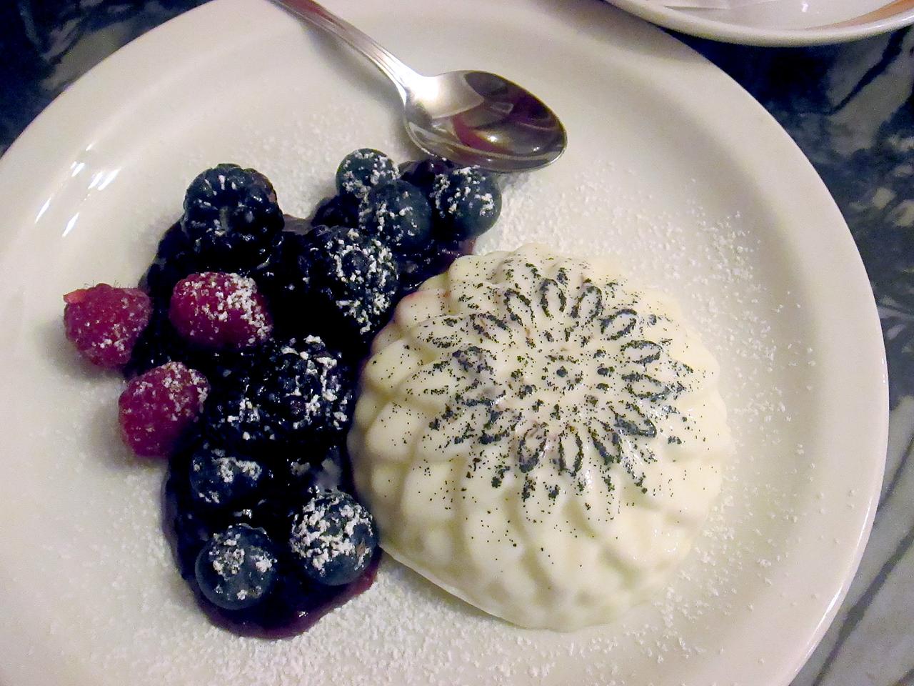 panna cotta z cafe greco w Rzymie