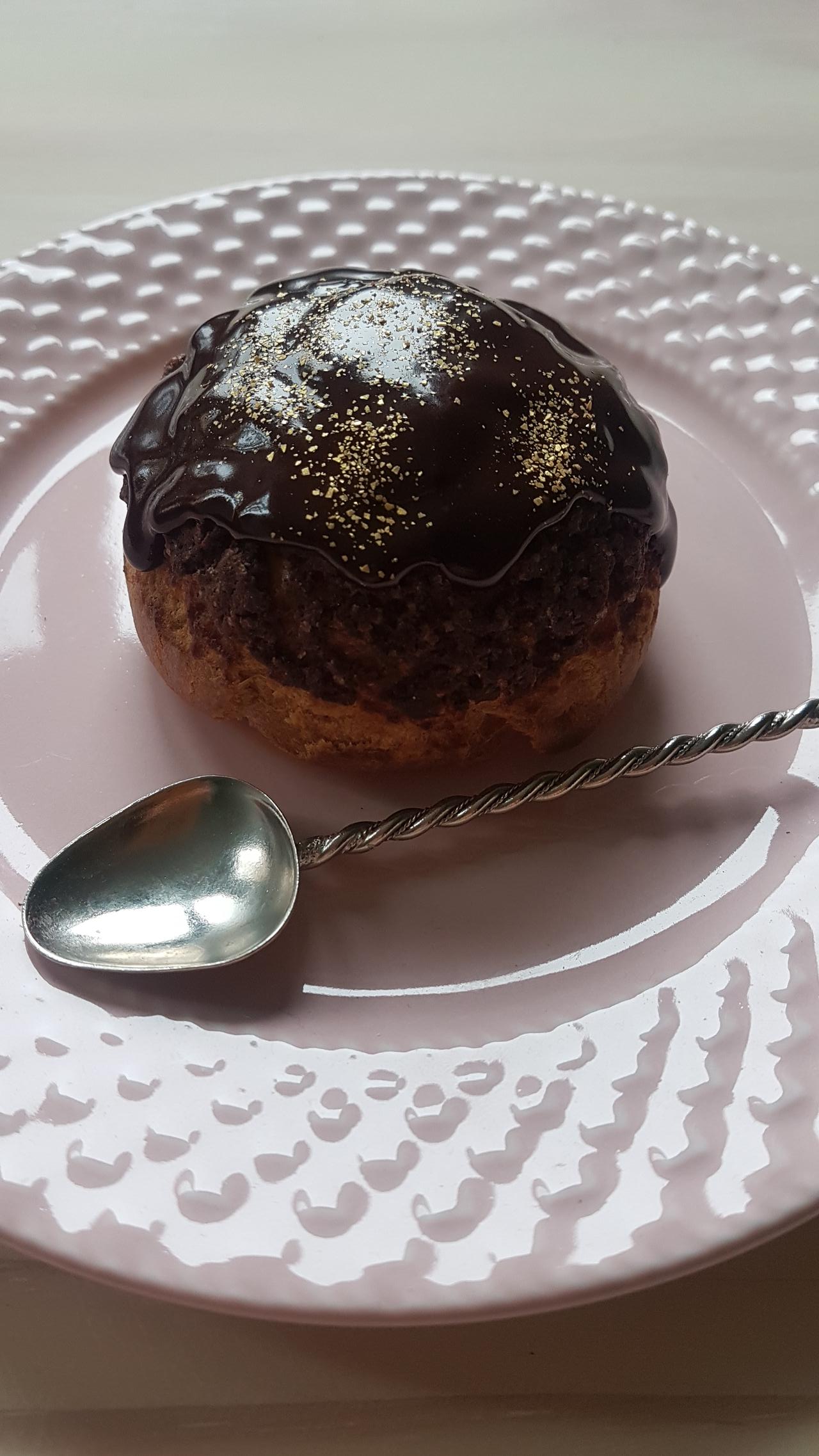 ptys z kremem waniliowym i polewa